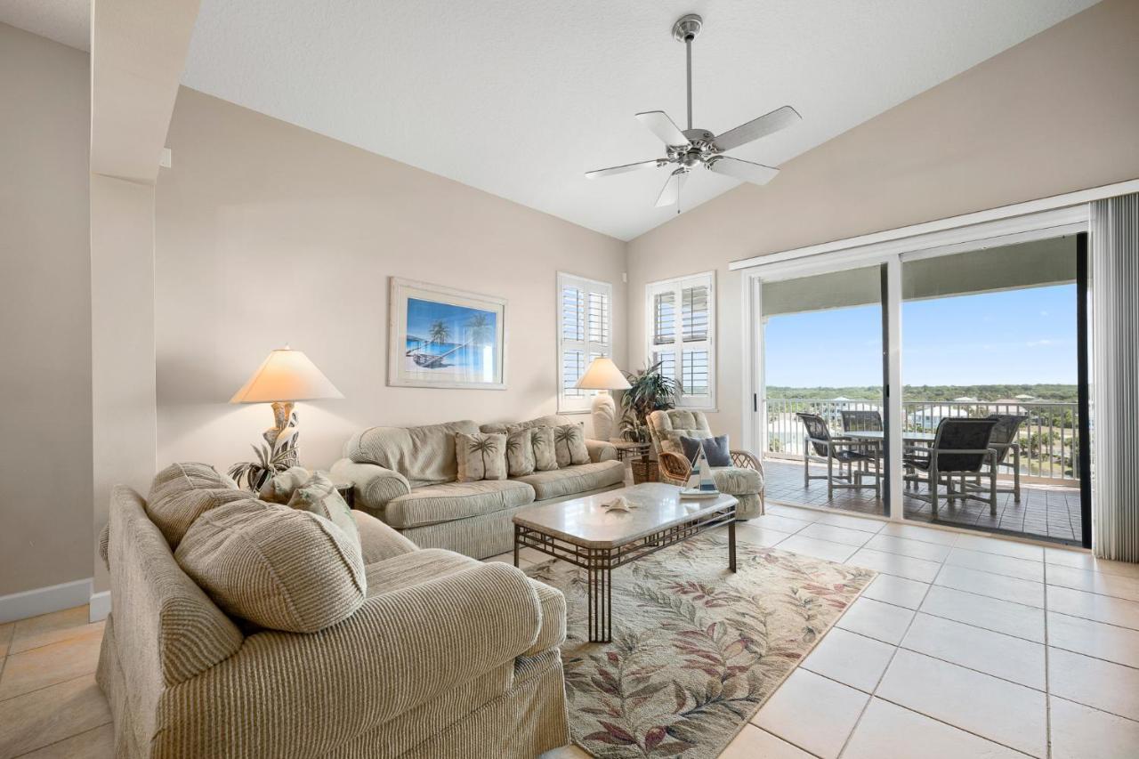 1061 Cinnamon Apartment *