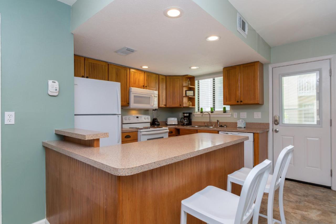 Gulf Highlands 109, 2 Bedrooms, Heated Pool Access, Wifi, Sleeps 6 Apartment *