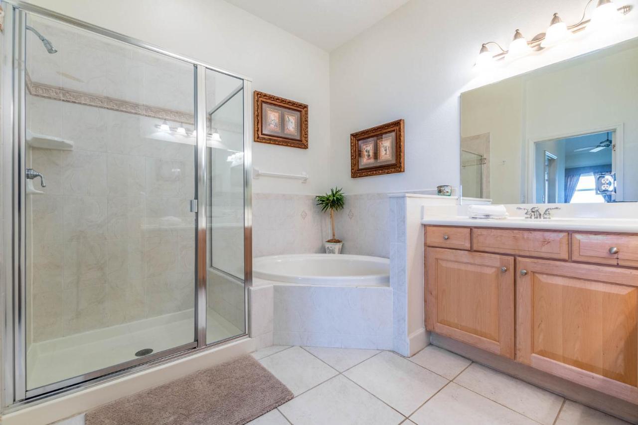 862 Cinnamon Apartment *