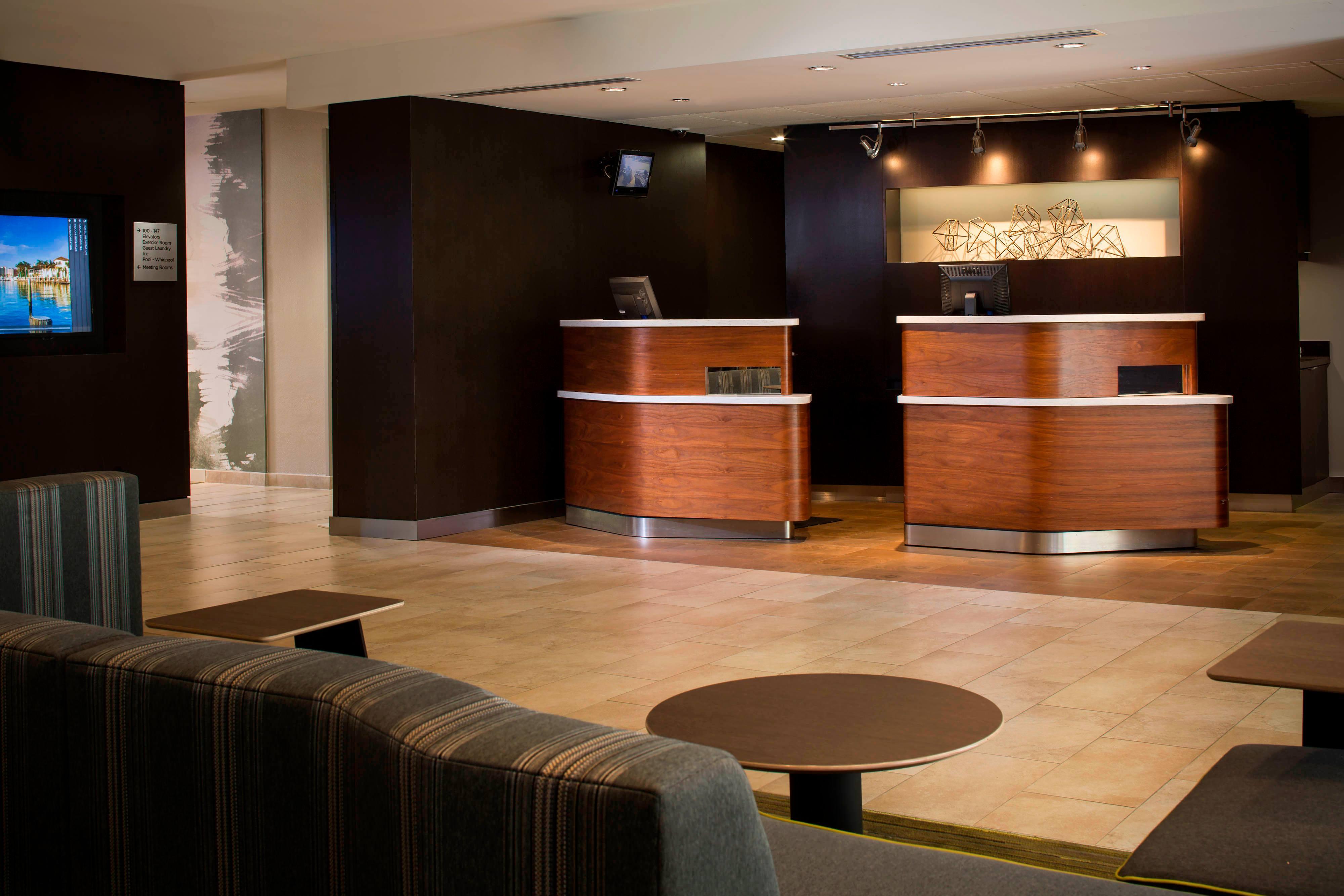 Sonesta Select Town Center