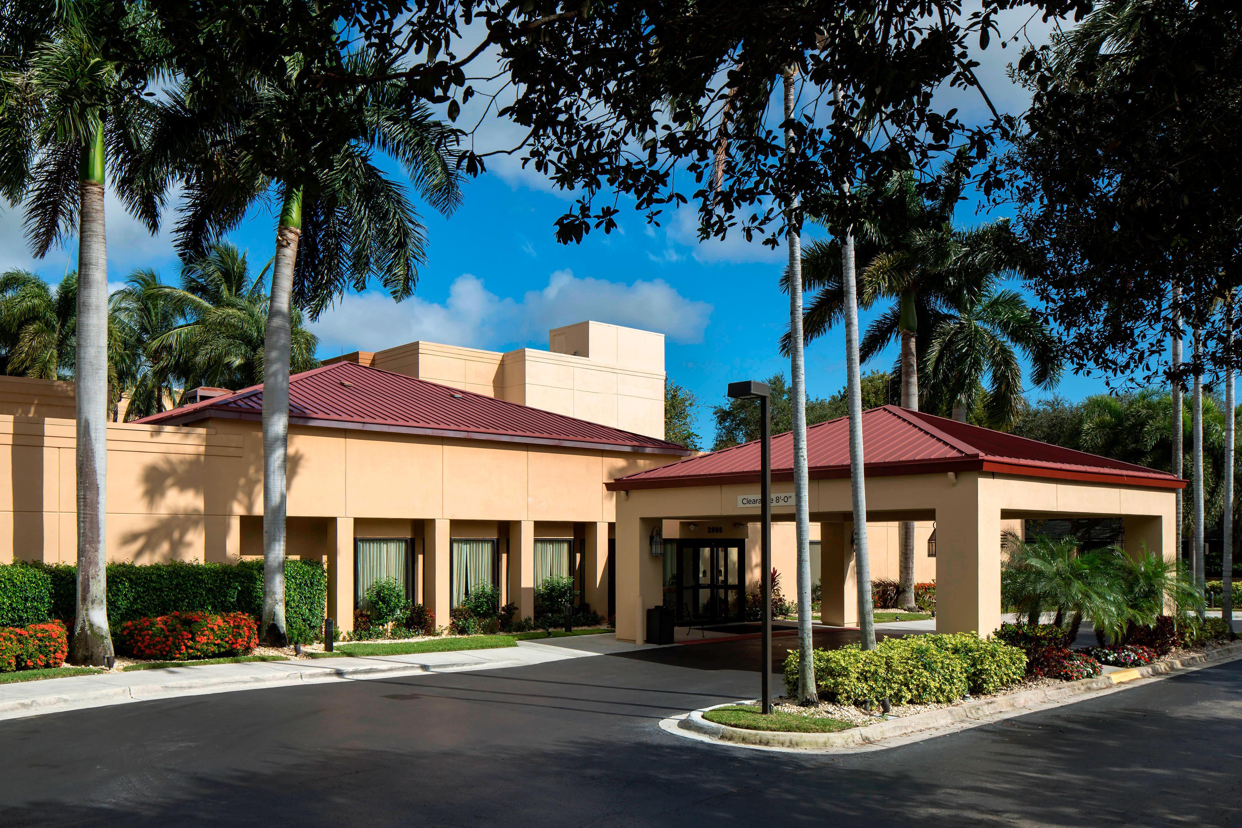 Hotel Sonesta Select Town Center 3*