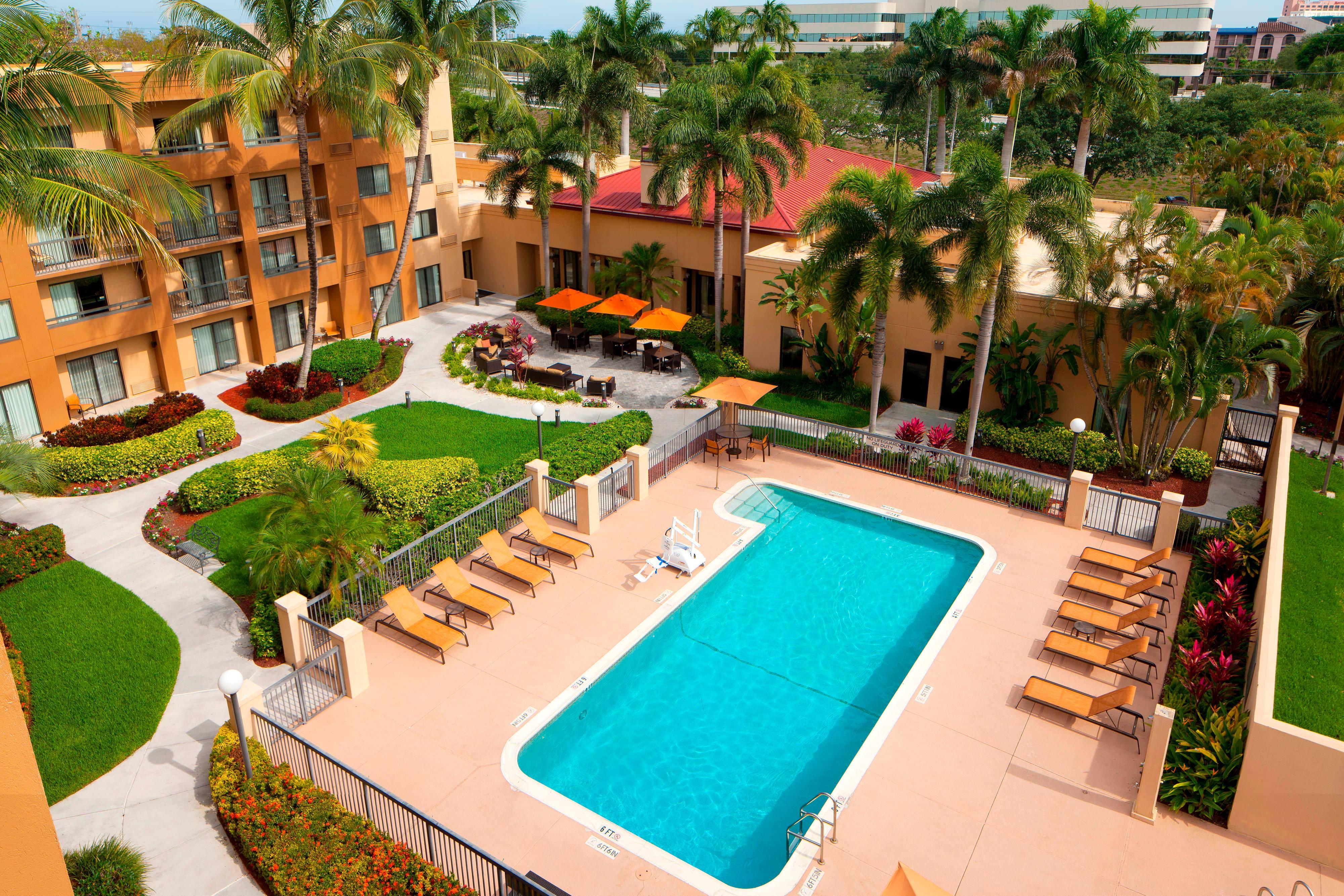Sonesta Select Town Center