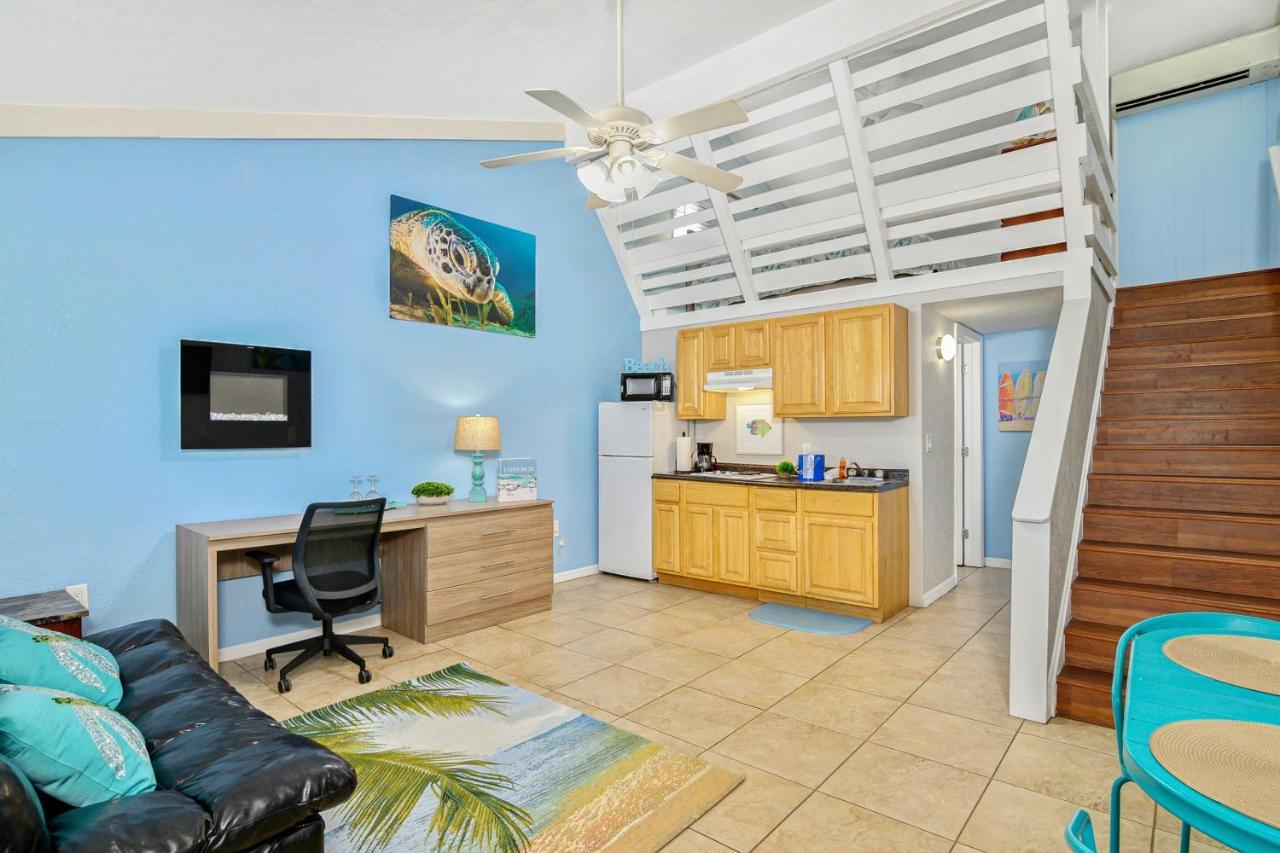 Latitude 26 Waterfront And Marina Fort Myers Beach