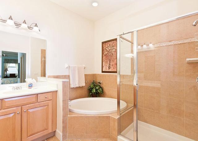 734 Cinnamon Apartment *