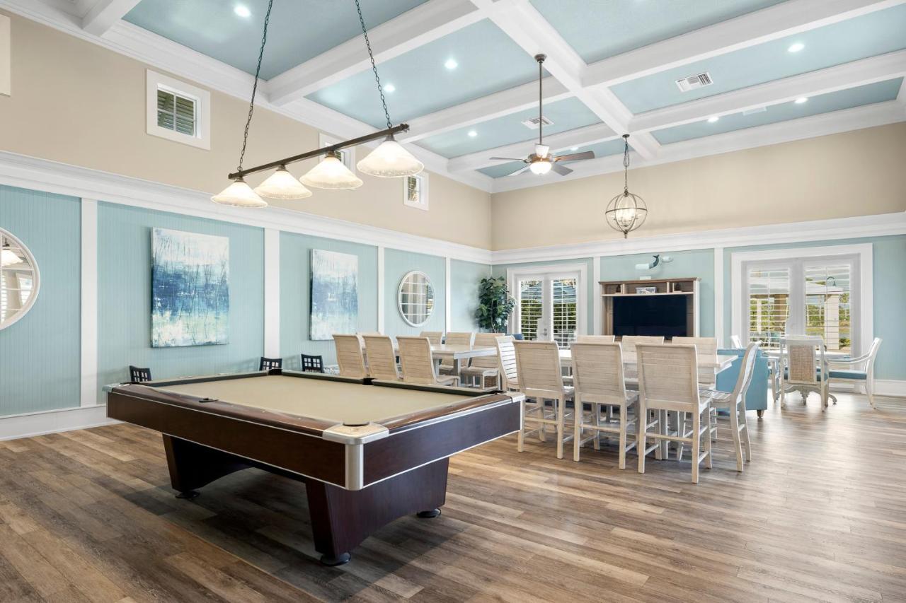 832 Cinnamon Apartment *
