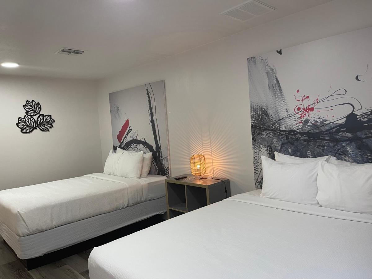 Greenpoint Hotel 3*