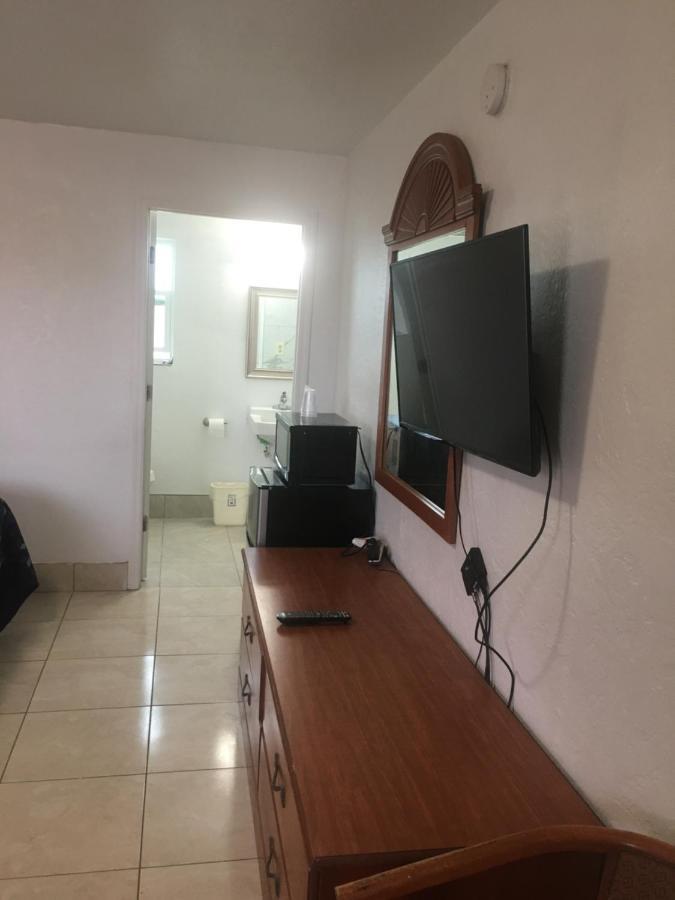 A1a Travel Motel 2*