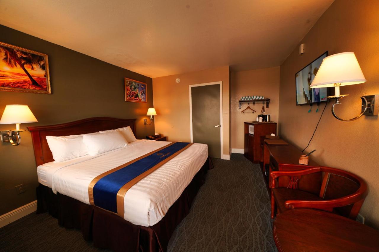 Hotel Sandals Daytona Beach
