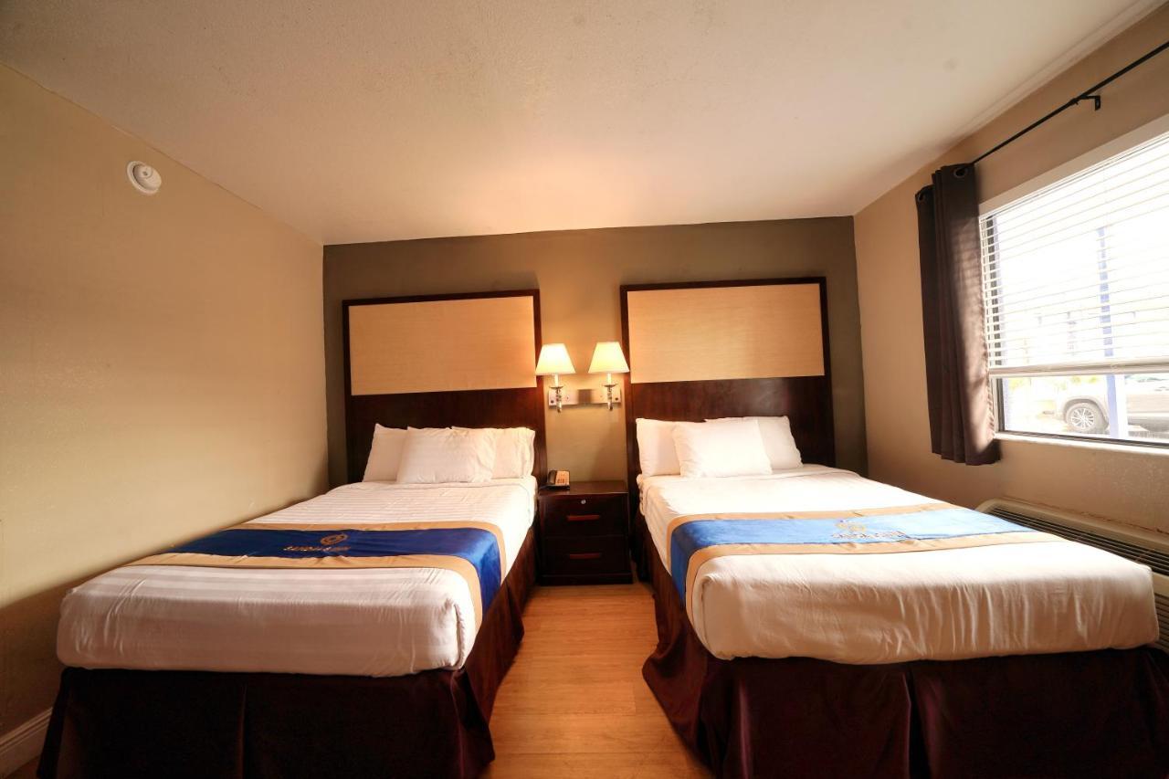 Sandals Hotel