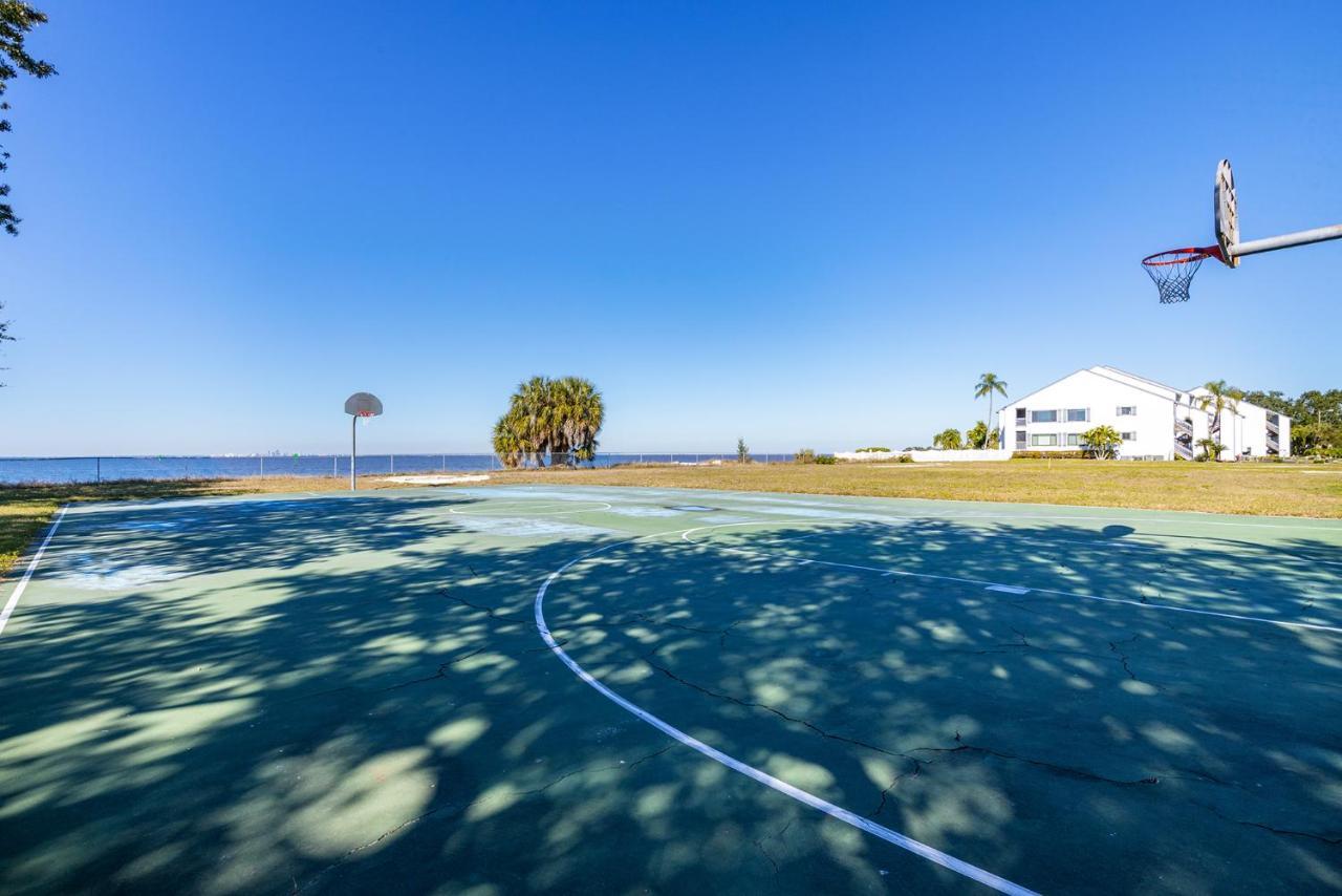 Where The Dolphins Play! Apartment Ruskin