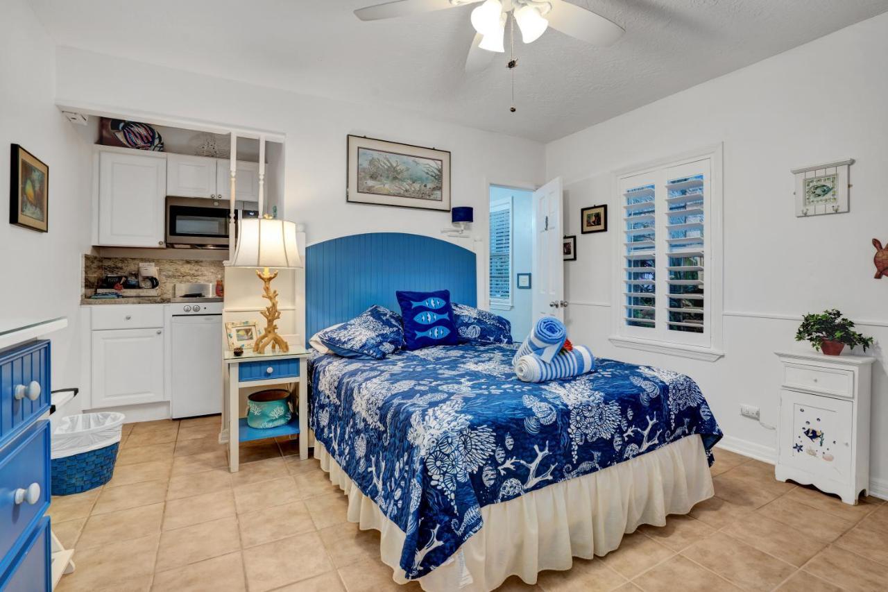 Hotel Island Bay 3*