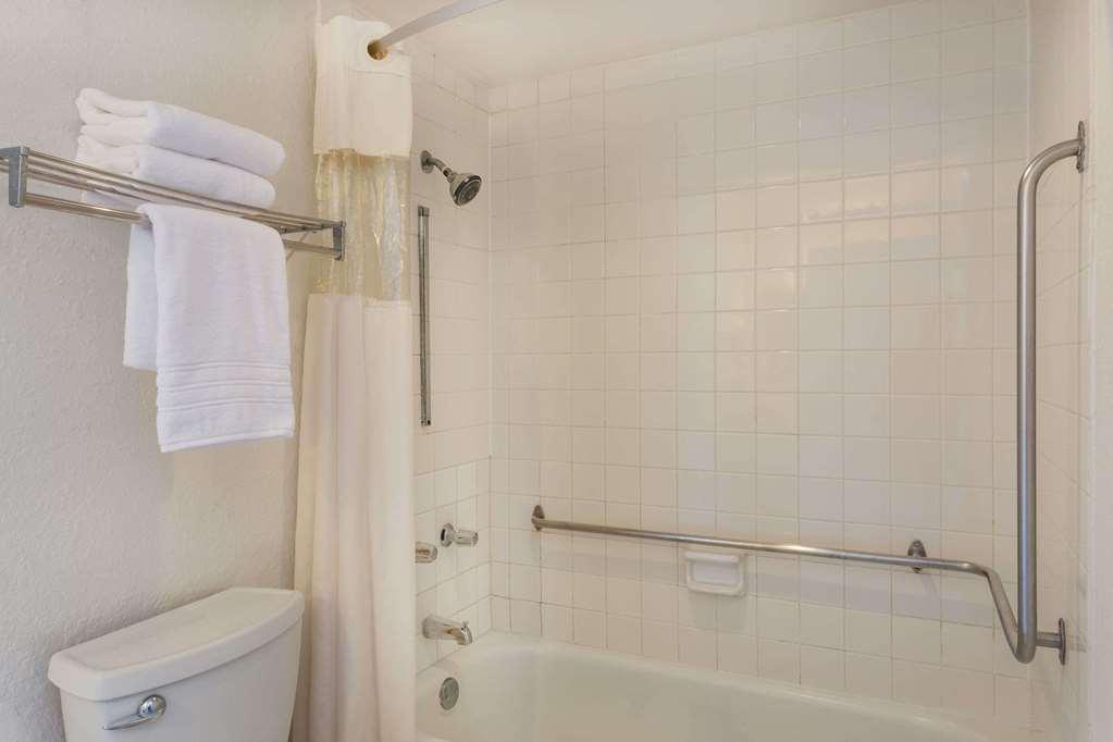 Motel Howard Johnson By Wyndham Lakeland
