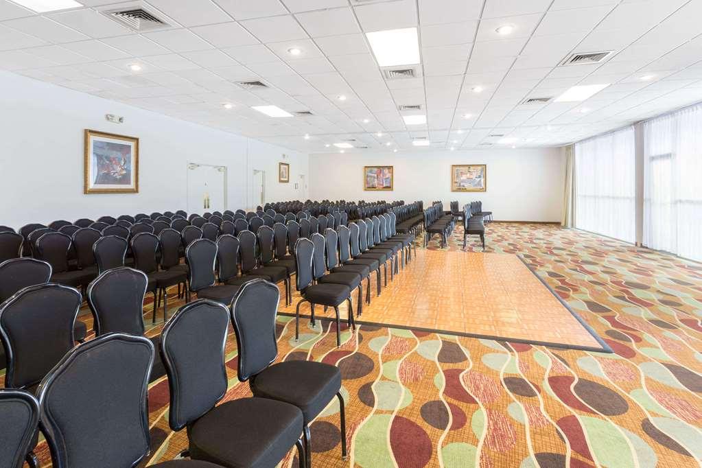 Motel Howard Johnson By Wyndham Lakeland