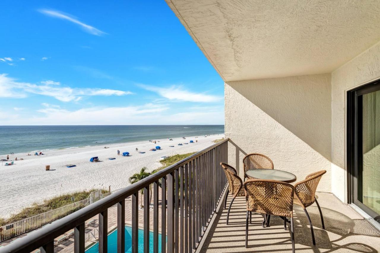 301 Sandy Shores
