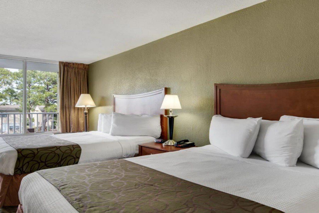 Baymont By Wyndham Panama Hotel