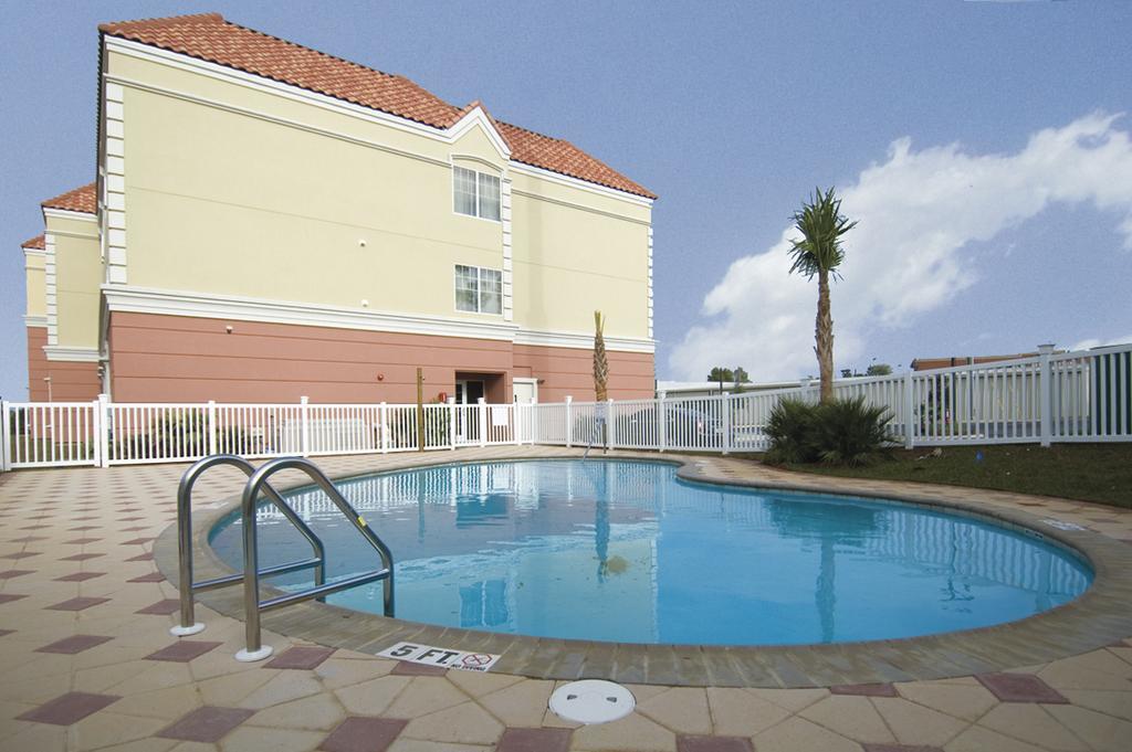 Hotel Country & By Radisson, Crestview, Fl 3*