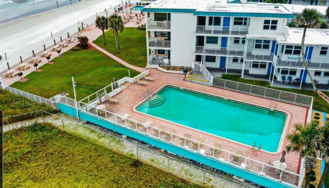Aparthotel Oceanfront Escape With Balcony And Heated Salt Water Pool Sleeps 4