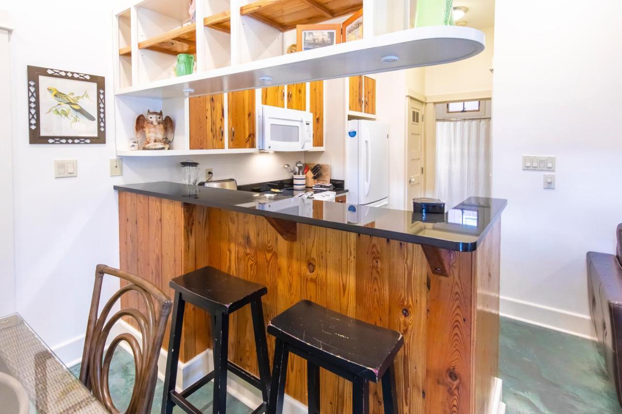 Hibiscus Coffee & Bed & Breakfast Grayton Beach
