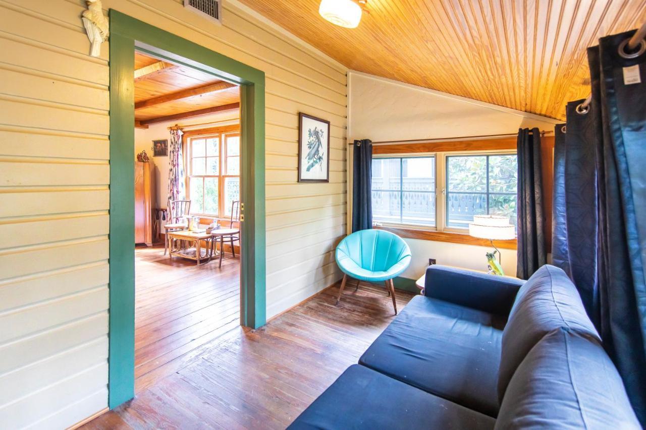 Hibiscus Coffee & 4* Grayton Beach