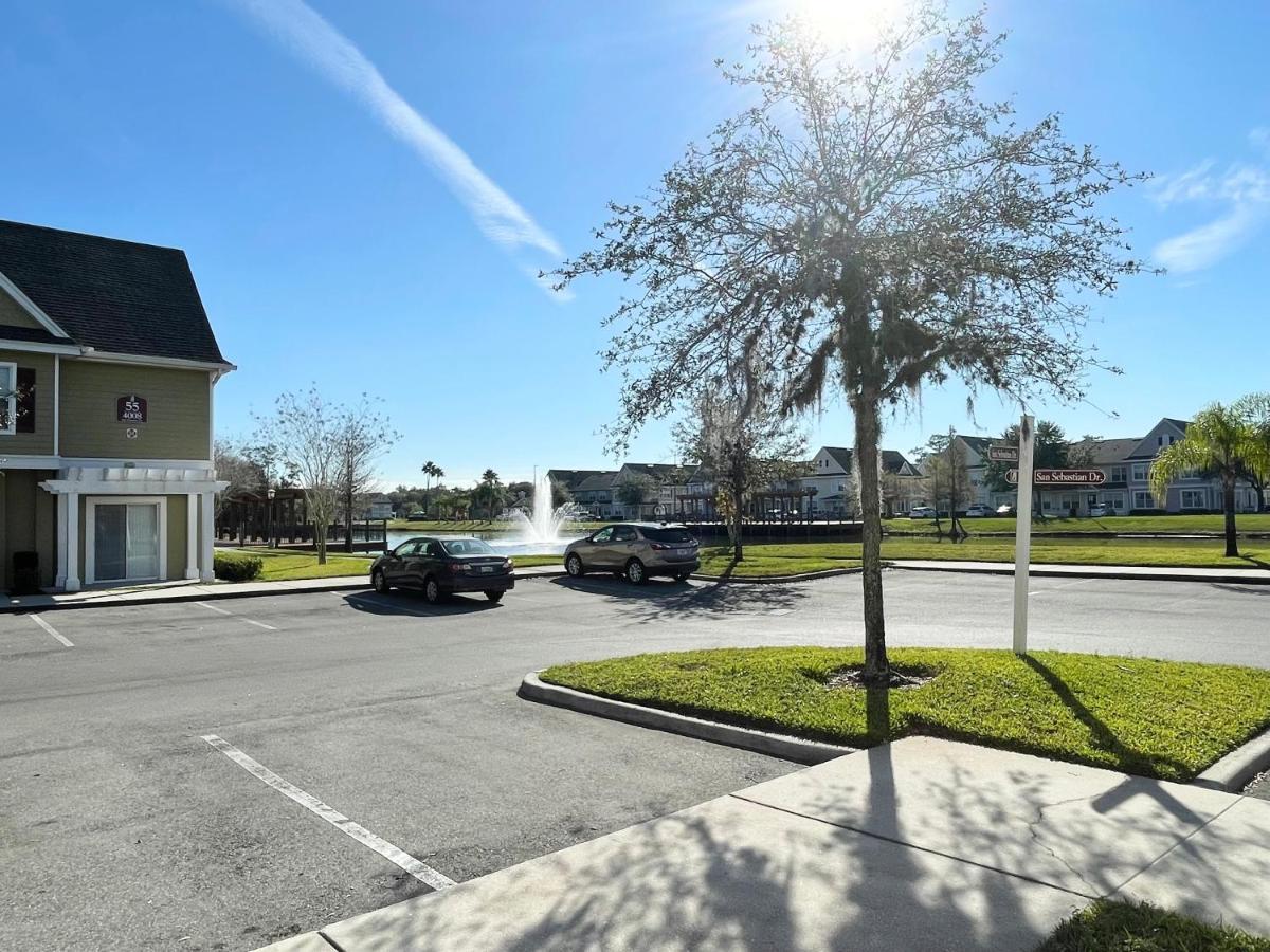 Cozy 4-bedroom Townhome In A Vacation Near Disney-orlando