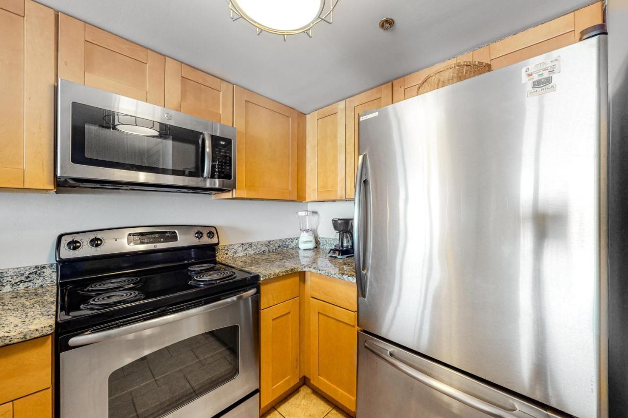 Apartment One Seagrove Place 1003 *