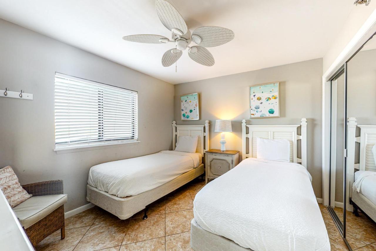 One Seagrove Place 1003 Apartment