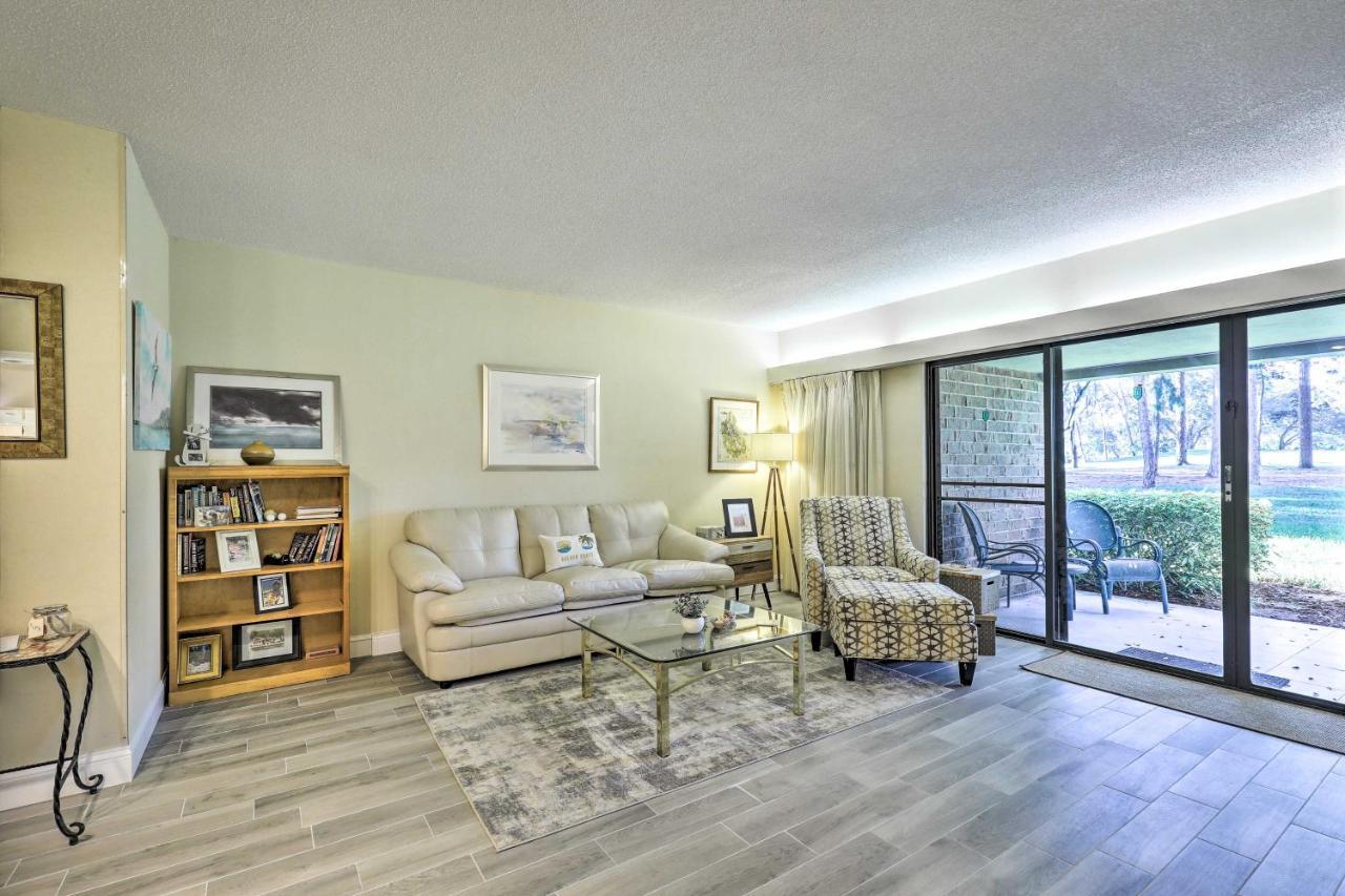 Large Tampa-area - 15 Mi Clearwater Beach! Apartment