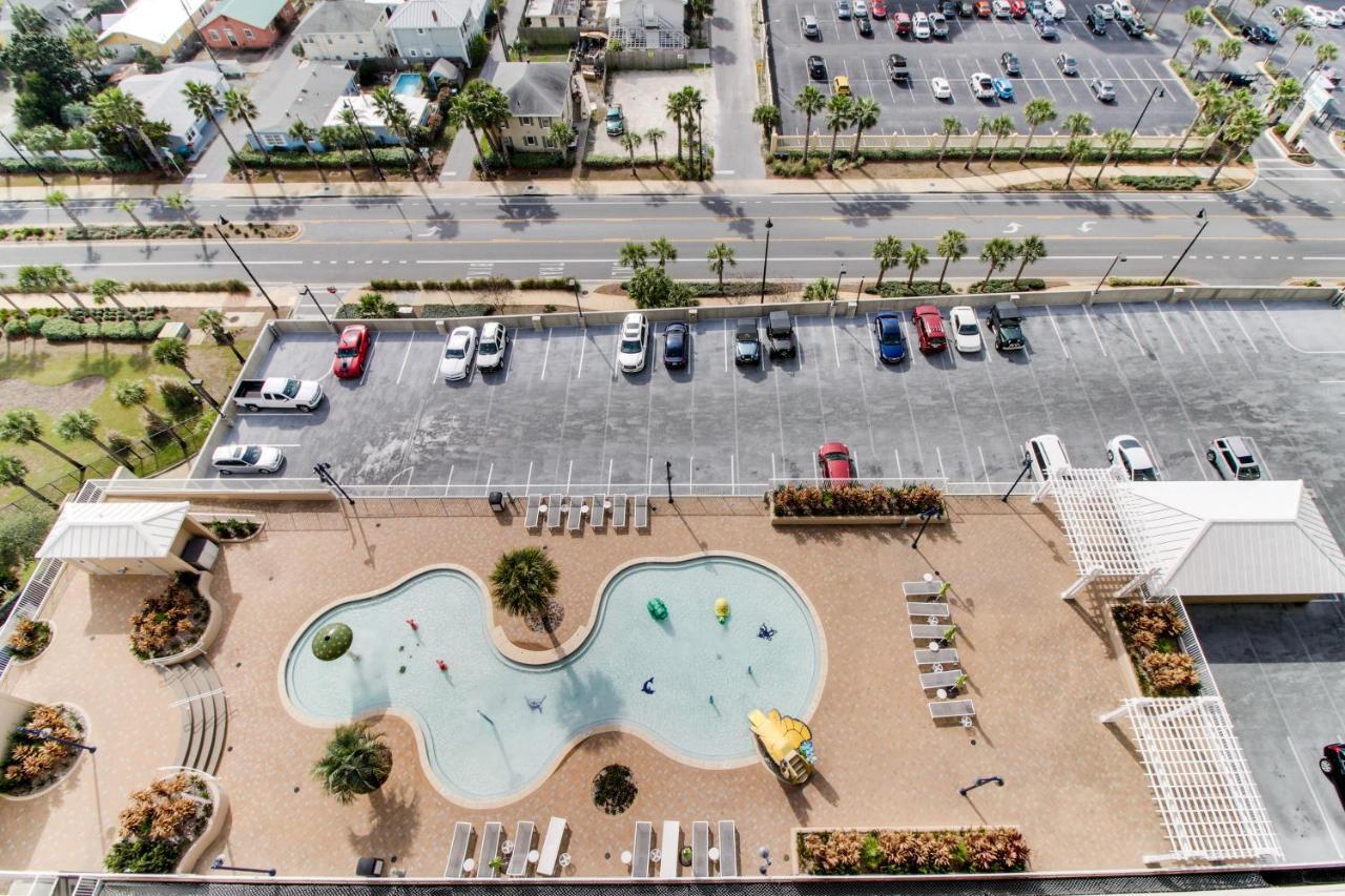 1404 Laketown Wharf