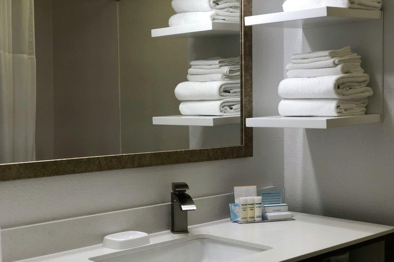 Hampton By Hilton Spring Hill Timber Pines