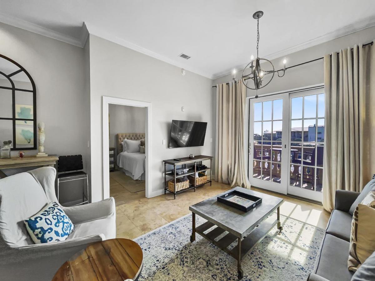 Twickenham Apartment *