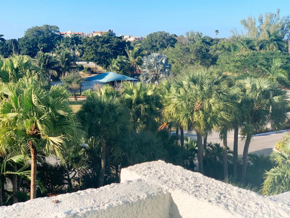 Hotel Chateau Mar Golf Resort, Trademark Collection By Wyndham Lauderhill
