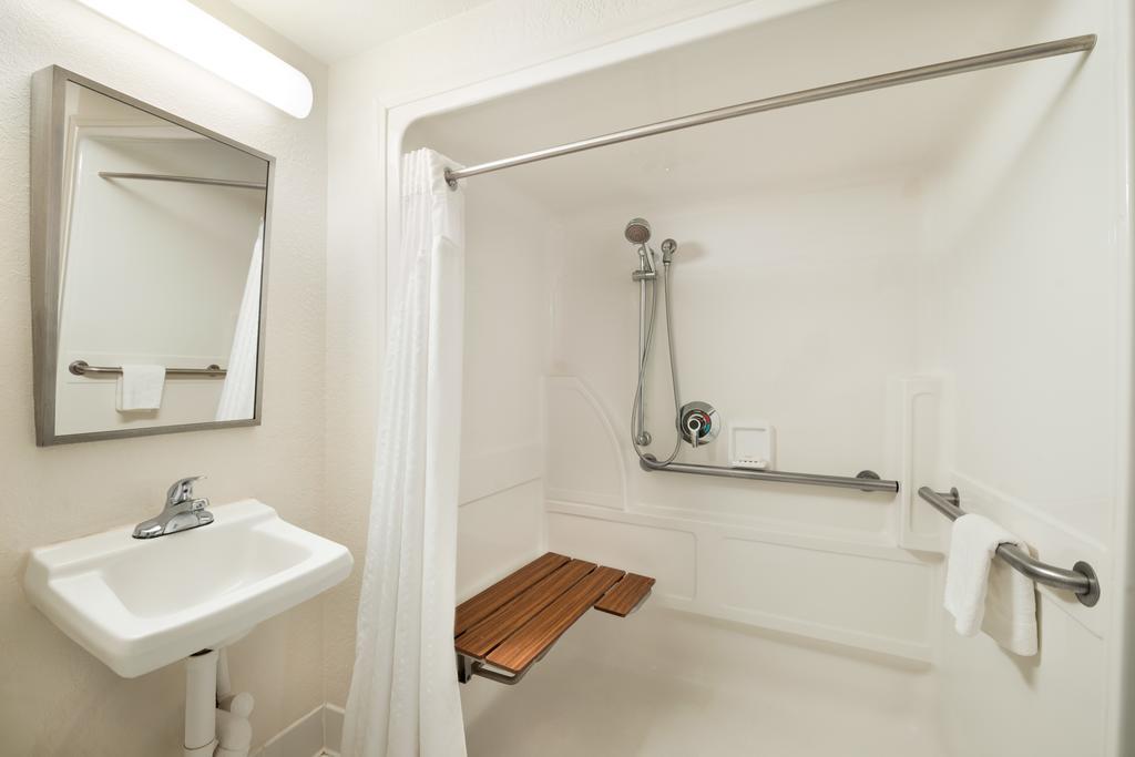 Wyndham Garden Capitol Near Fsu Hotel 3*