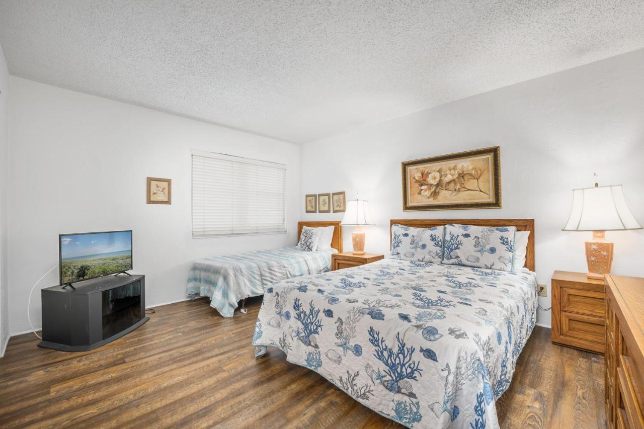 Apartment Shores Club 807 *