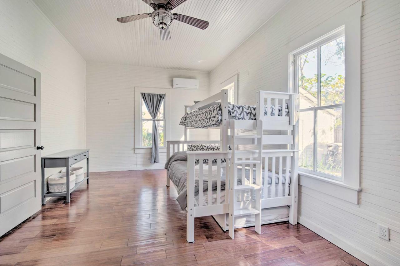 Charming 100-year-old Less Than 1 Mi To Downtown *