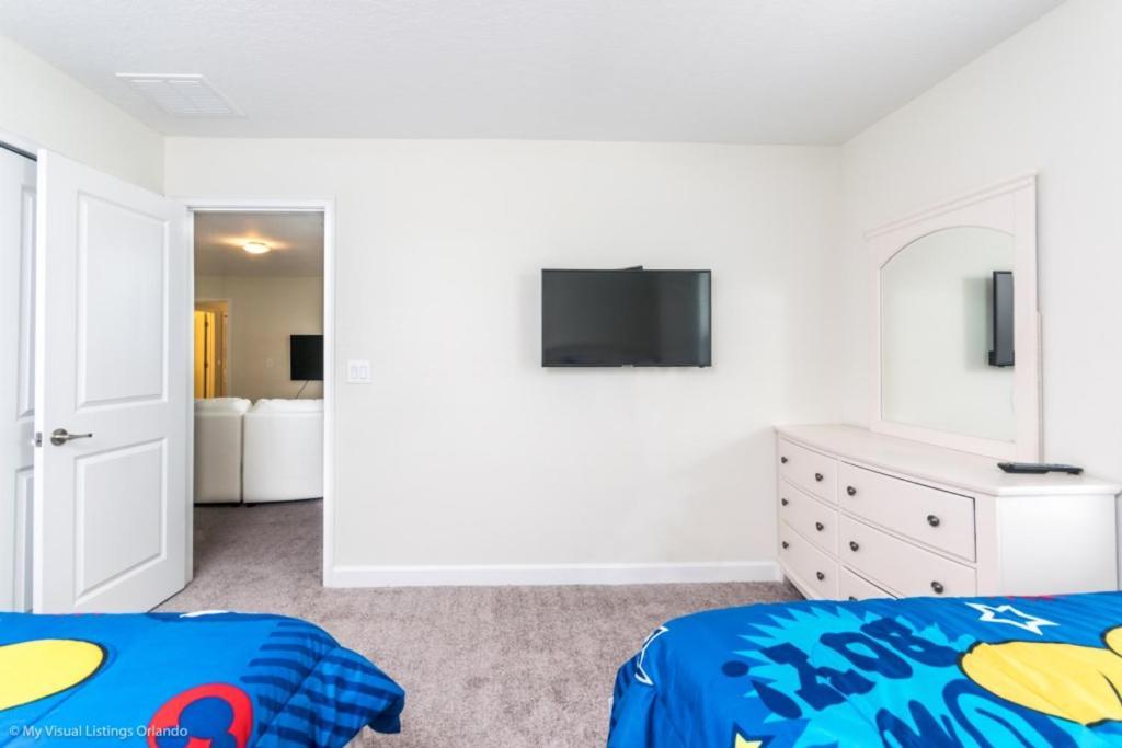 Special Offer Large Pool In Champion Gates Holiday home *