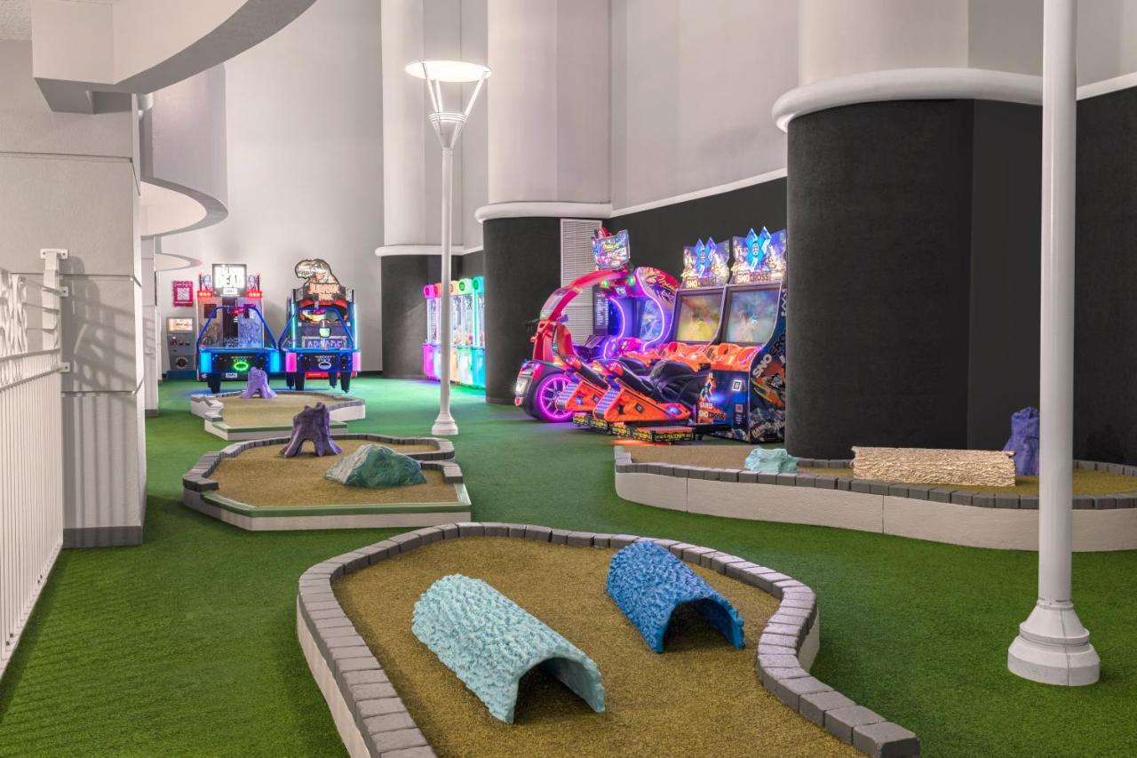 Resort Ocean Walk 3*