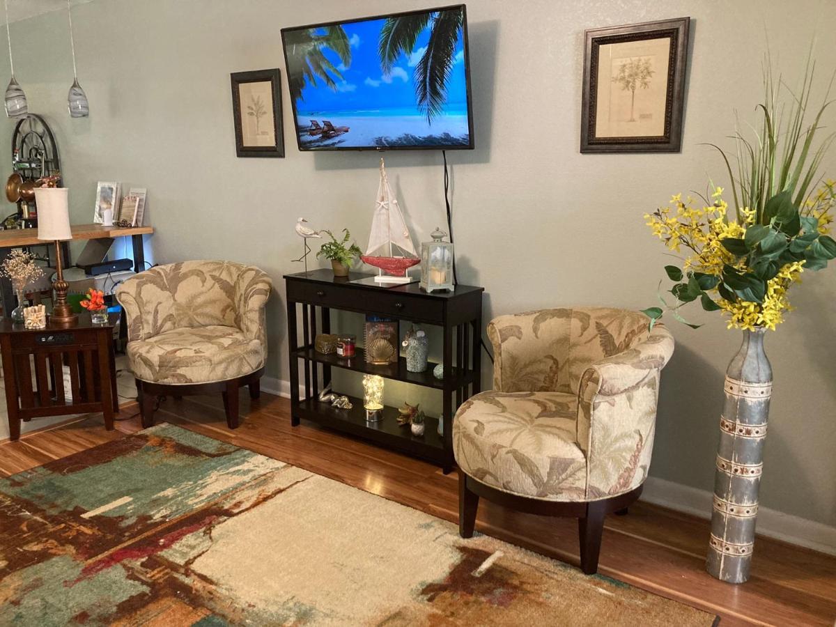 Romantic For 2-sunset Harbor Palms 1-205, Pool, Fishing Pier Apartment