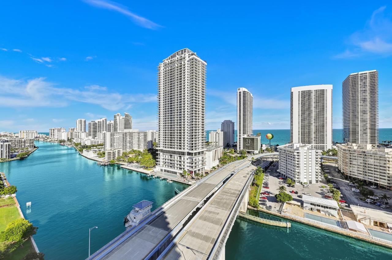Three-bedroom Beachwalk * Hallandale Beach