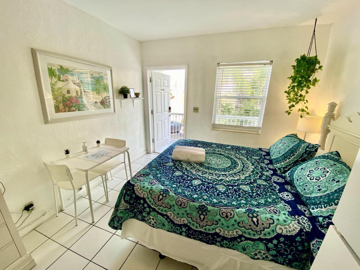 Southwinds By The Gold Nests Motel Hollywood