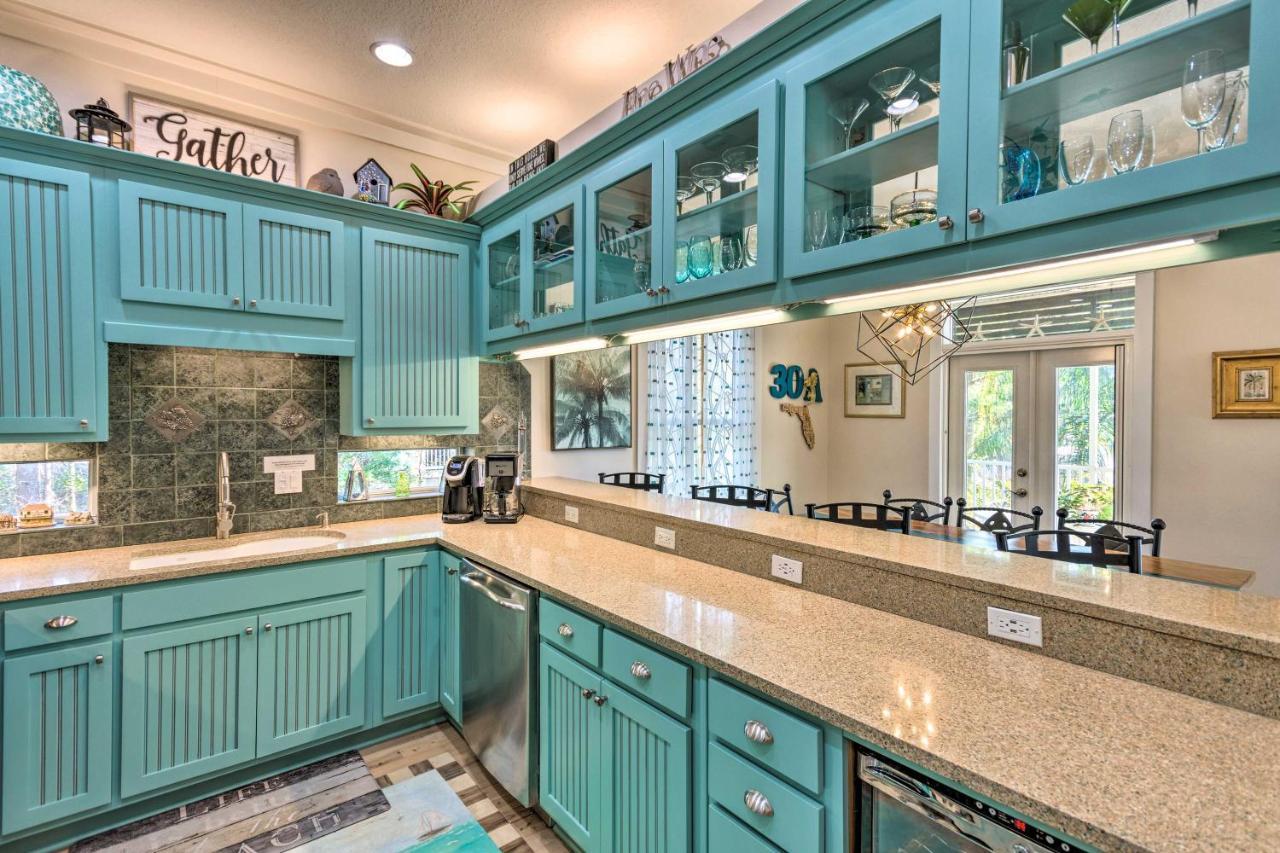 Santa Rosa With Pool, Hot Tub And Golf Cart Holiday home Santa Rosa Beach