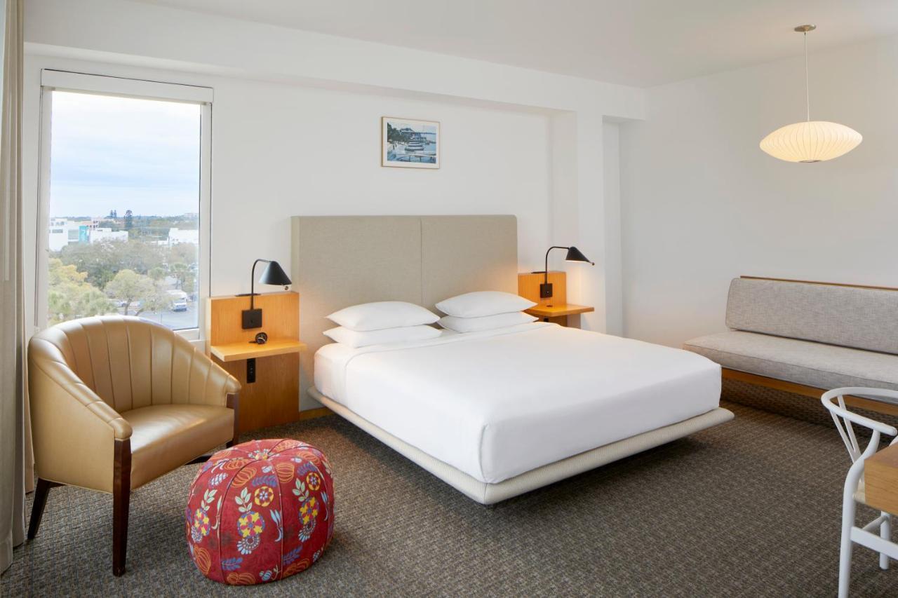 The Modern, A Tribute Portfolio Hotel 4*