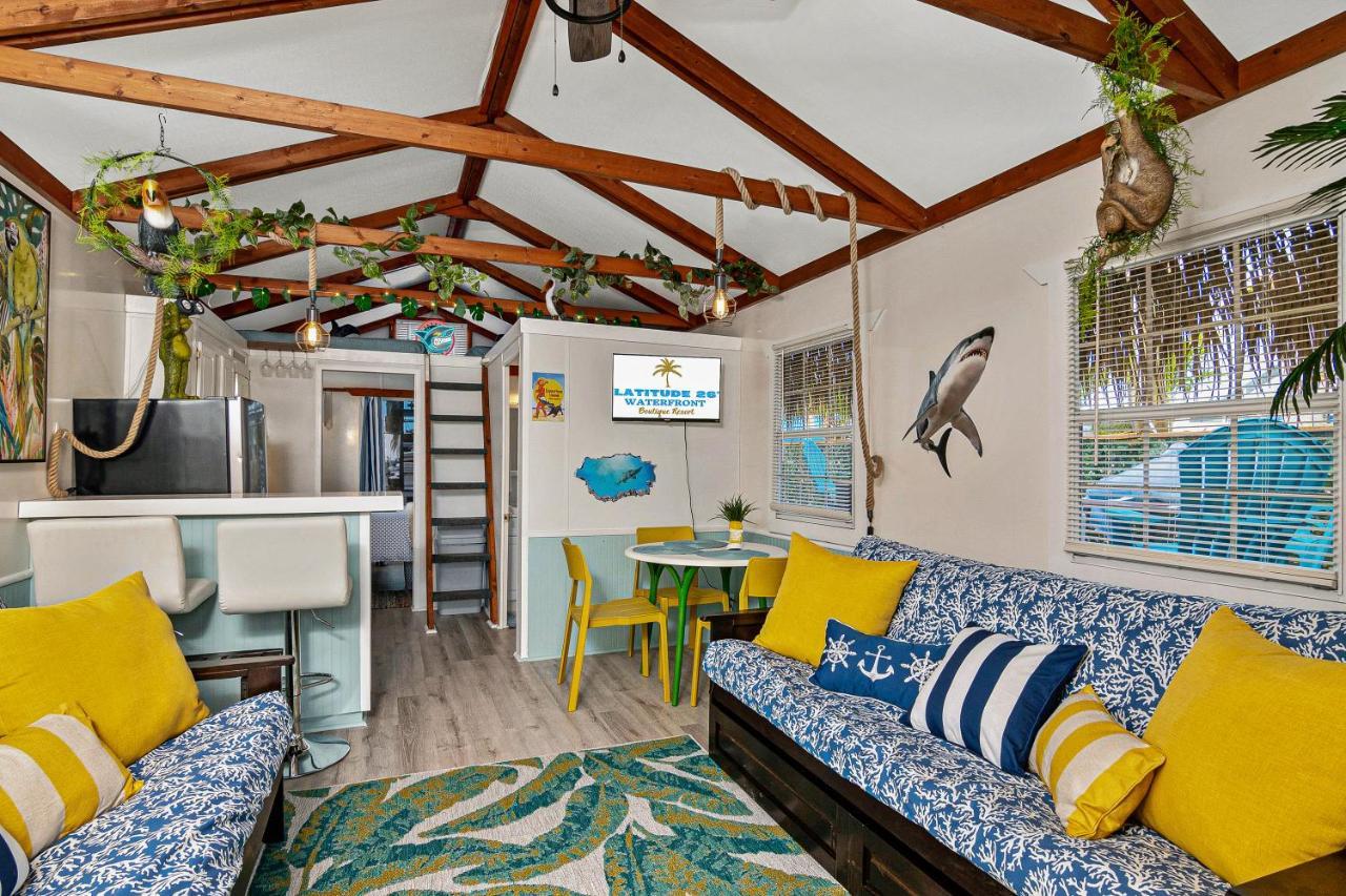 Latitude 26 Waterfront And Marina Motel