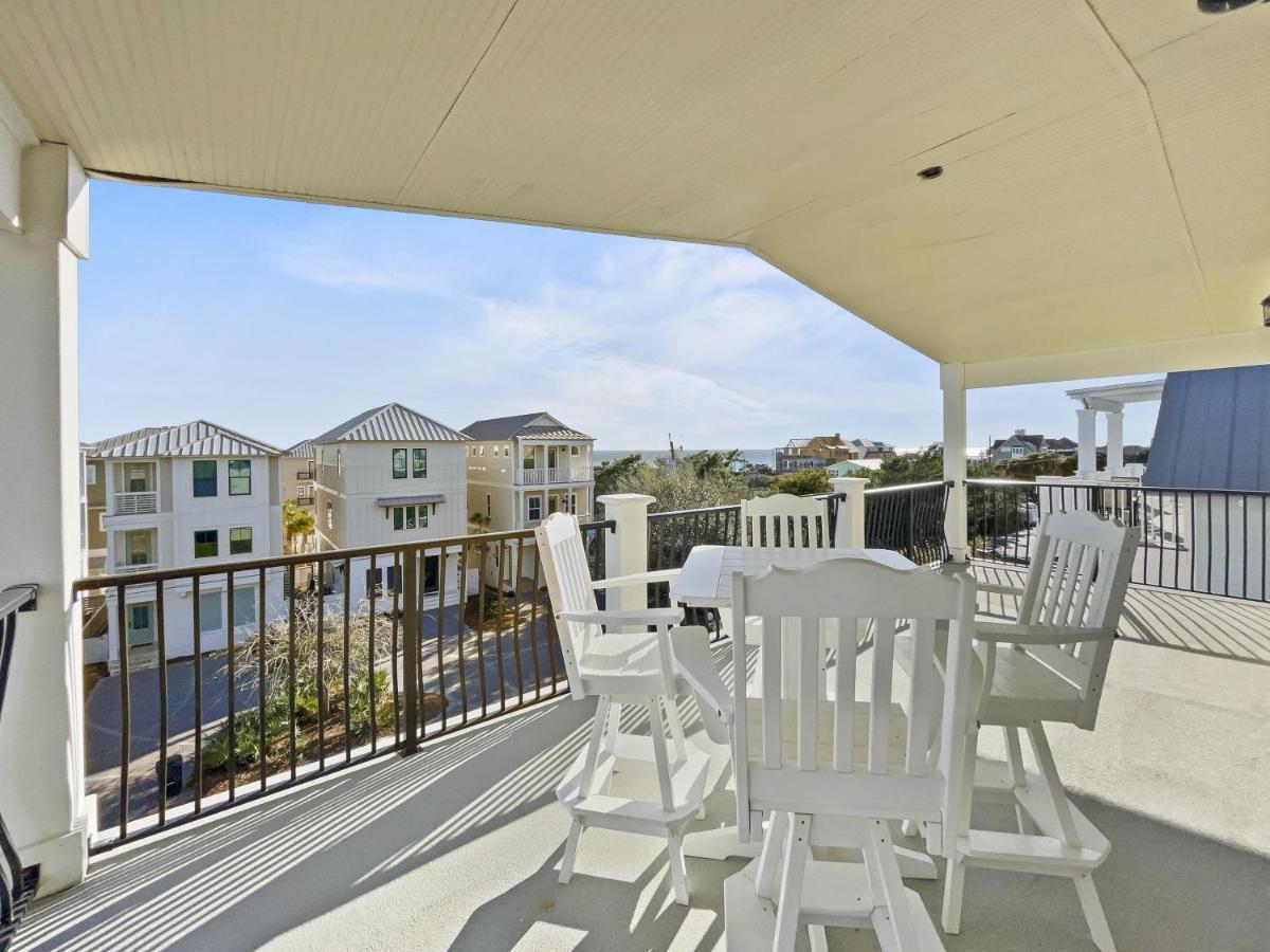 Pompano Palace * Inlet Beach