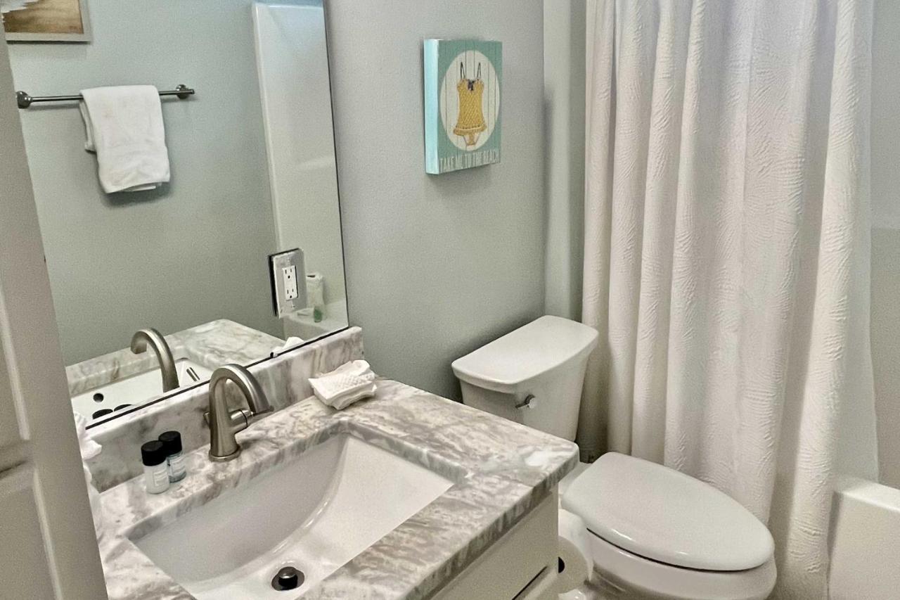 Santa Rosa With Pool Access - Half Mi To Beach! * Santa Rosa Beach