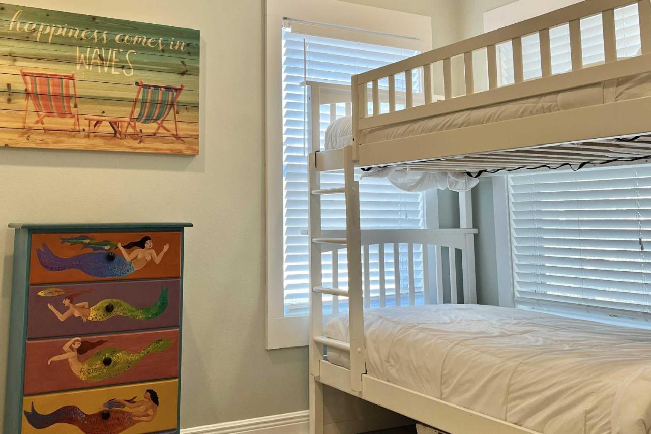 Santa Rosa With Pool Access - Half Mi To Beach! *