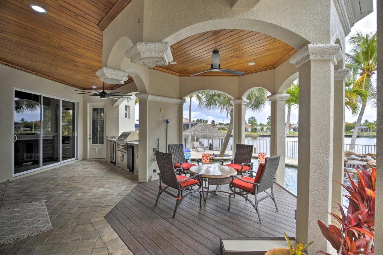 Luxe Escape With Boat Dock And Cabana! * Cape Coral