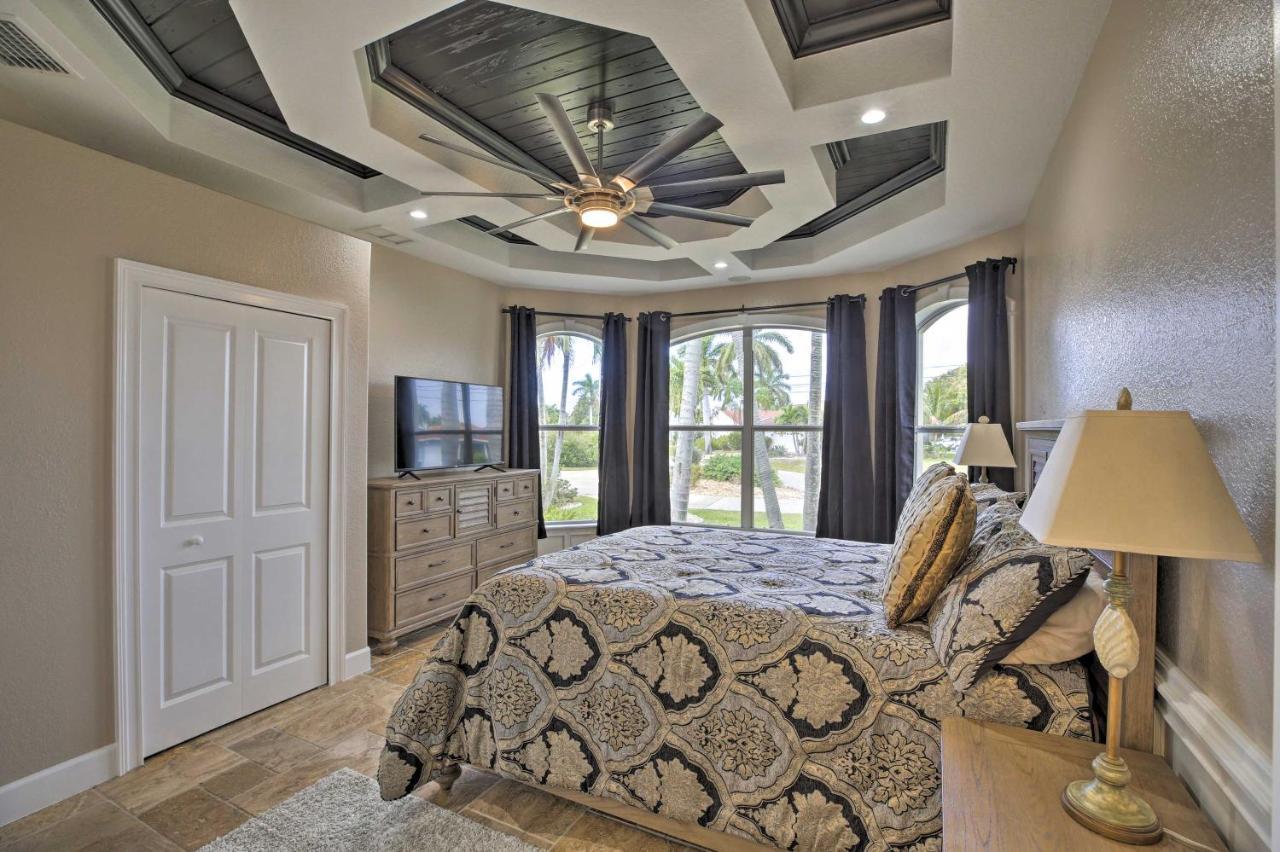 Luxe Escape With Boat Dock And Cabana! *