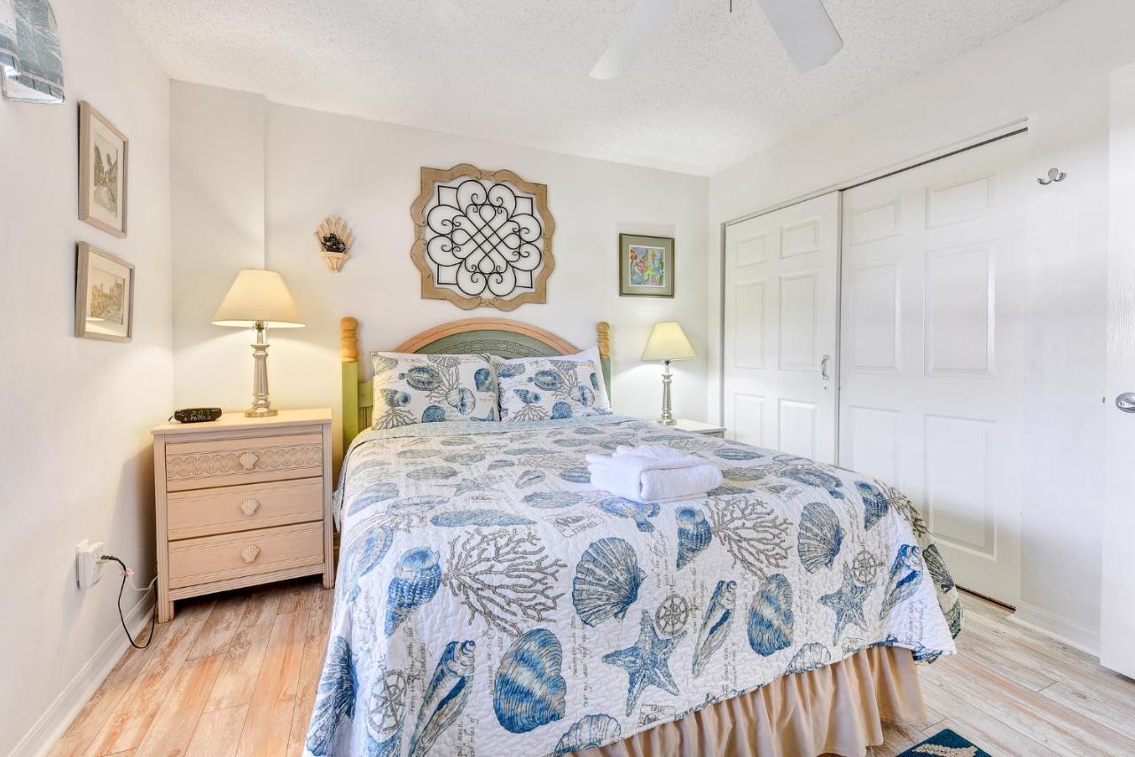 Ocean Village Club R11 Apartment *