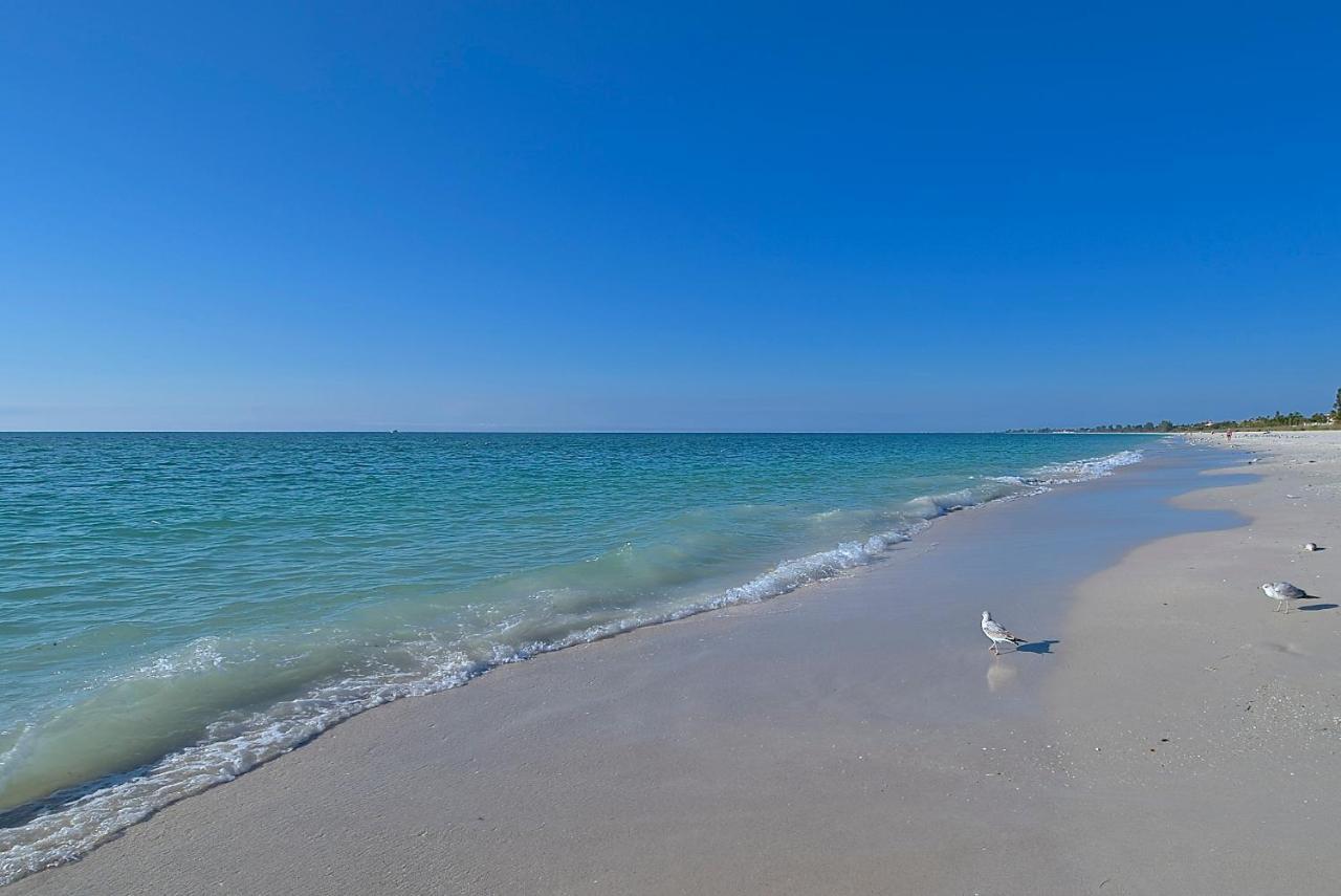 Holiday home Village Des Pins 3645, 2 Bedrooms, Pool Access, Wifi, Hot Tub, Sleeps 4 Sarasota