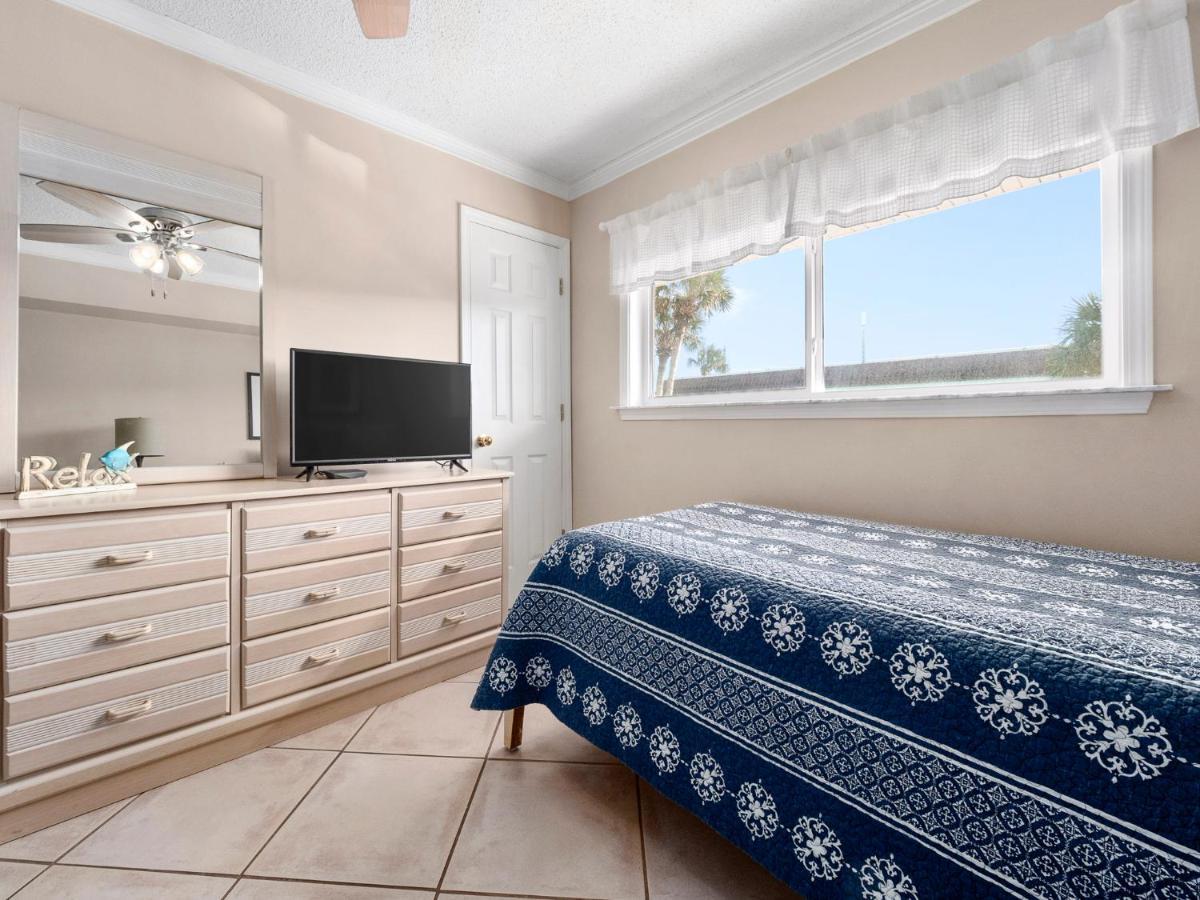 Pelican Inlet C 216, 2 Bedrooms, Sleeps 6, Pool, Tennis, Boat Dock Apartment *